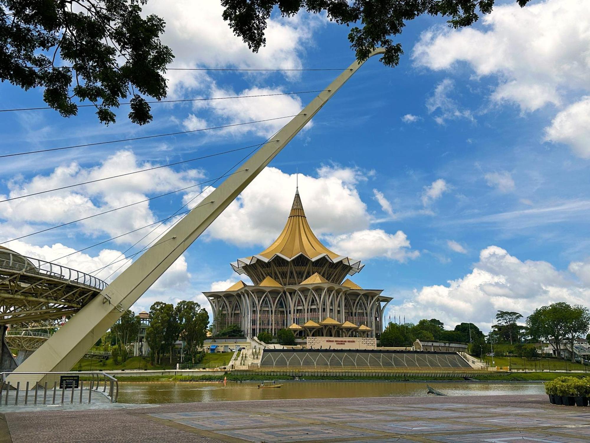 Sheraton Kuching Hotel エクステリア 写真